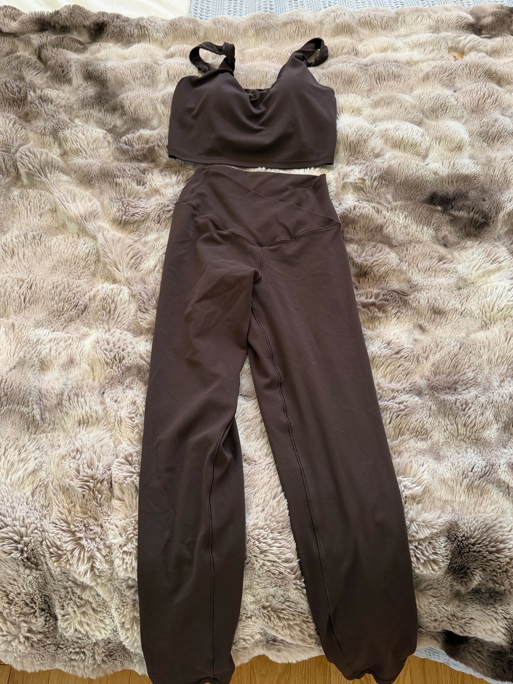 Aerie offline athletic set